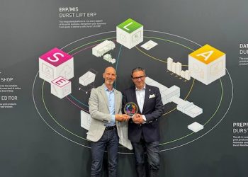 DURST WINS EDP AWARD FOR SMART EDITOR SOFTWARE