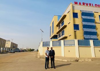 THE MARVELOUS MIKE PRESS ADVANTAGE